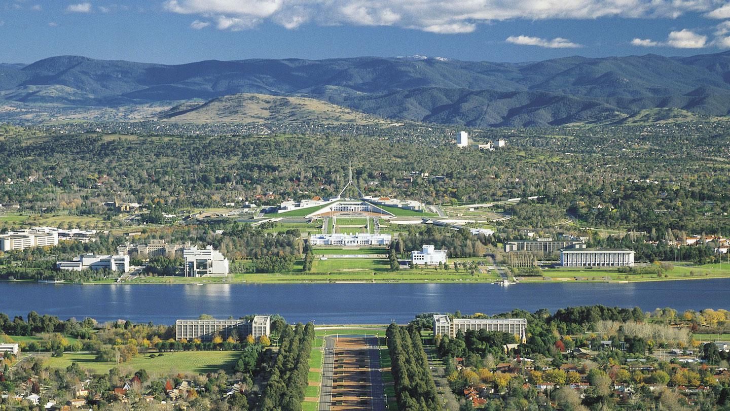 Canberra 2024 Travel Guide - Hotels, Bars, & Events